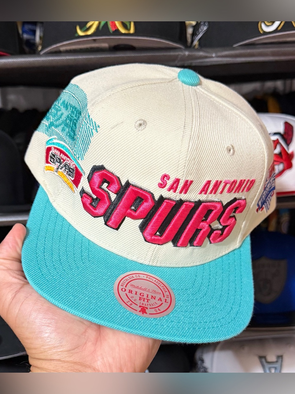 San Antonio Spurs Vintage Snapback Hat in Teal & Cream